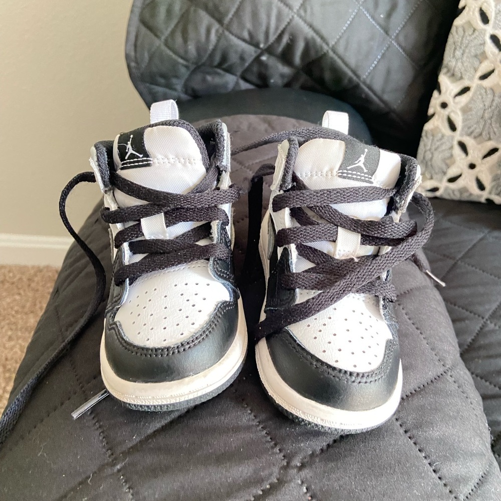 Beautiful Jordan’s 1 for toddlers